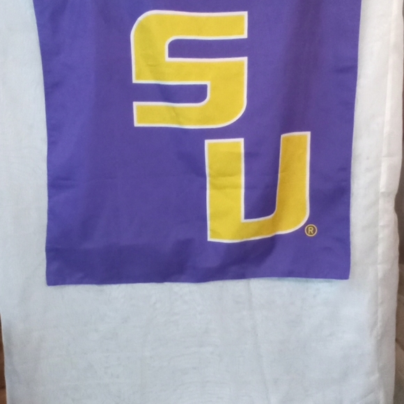 LSU purple flag - Picture 2 of 2